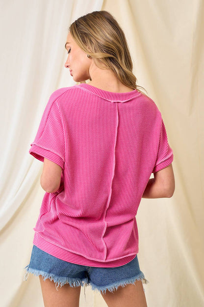 Basic ribbed vneck top